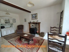 CHARENTE, COURCOME, maison 198 m², 4 chambres, grange, terrain 2401 m² clos 