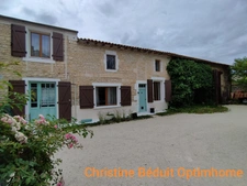 CHARENTE, COURCOME, maison 198 m², 4 chambres, grange, terrain 2401 m² clos 