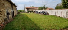 SOUS OFFRE : Exclusivité / Saint Mary, maison de 128 m² grange, dépendance, terrain de 1308 m²