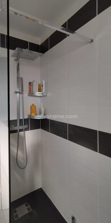 SAINT-GENIS-D'HIERSAC. Maison plain pied de 2019, 94 m², terrain 1515 m²