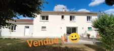 SOUS COMPROMIS /La Rochefoucauld. Maison familiale de 168 m², double garage, terrain clos 2876 m²