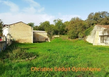 SAINT FRONT en Charente, maison 90 m², rénovée 3 chambres, abri pour voiture et terrain 1017 m²
