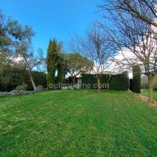 Exceptionnelle : Val de Bonnieure, maison de 200 m² sans vis à vis, piscine, terrain.
