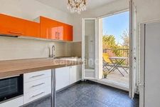 Appartement à vendre 6 pièces MARNES LA COQUETTE (92)