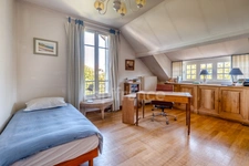 Le Chesnay – Plateau Saint-Antoine | Maison bourgeoise de charme avec jardin enchanteur de 700 m², sans vis-à-vis