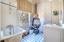 Le Chesnay – Plateau Saint-Antoine | Maison bourgeoise de charme avec jardin enchanteur de 700 m², sans vis-à-vis