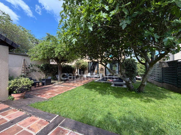 Maison à vendre 10 pièces MARLY LE ROI (78)