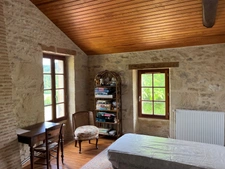 Maison en pierres 210 m² avec dépendances SAINTE COLOMBE DE DURAS 