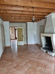Maison en pierres 190 m² avec dépendances et terrain 1420 m²