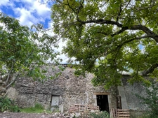 Maison en pierres 210 m² avec dépendances SAINTE COLOMBE DE DURAS 