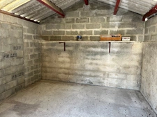 Maison de plain pied 102 m² avec garage et jardin 