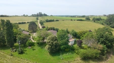 Maison en pierres 210 m² avec dépendances SAINTE COLOMBE DE DURAS 