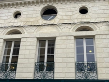 Appartement 94 m² rénové hyper centre LIBOURNE 