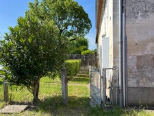 Maison de plain pied 102 m² avec garage et jardin 