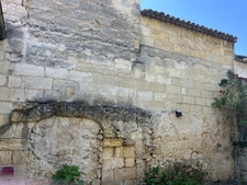 Maison d'habitation avec jardin centre-ville SAINTE TERRE 