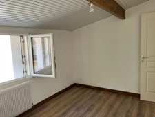 Maison de plain pied 102 m² avec garage et jardin 