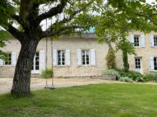 Maison en pierres 210 m² avec dépendances SAINTE COLOMBE DE DURAS 