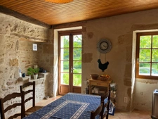 Maison en pierres 210 m² avec dépendances SAINTE COLOMBE DE DURAS 