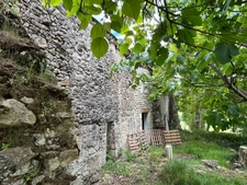 Maison en pierres 210 m² avec dépendances SAINTE COLOMBE DE DURAS 