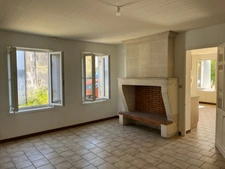 Maison de plain pied 102 m² avec garage et jardin 