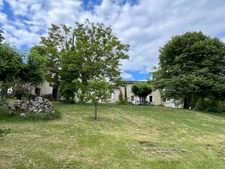 Maison en pierres 210 m² avec dépendances SAINTE COLOMBE DE DURAS 