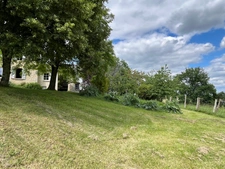 Maison en pierres 210 m² avec dépendances SAINTE COLOMBE DE DURAS 