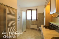 Villa de plain-pied de 146m²- NISSAN LEZ ENSERUNE (34)