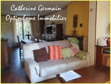 A vendre, Carcassonne - Lumineuse maison familiale avec jardin, terrasses et véranda.