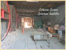En exclusivité, à vendre à Montbrun des Corbières ; Ensemble composé de 2 maisons en cours de rénovation, d’une magnifique cave viticole le tout sur un terrain de 1409m².