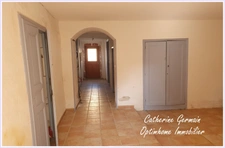 En exclusivité, à vendre à Montbrun des Corbières ; Ensemble composé de 2 maisons en cours de rénovation, d’une magnifique cave viticole le tout sur un terrain de 1409m².