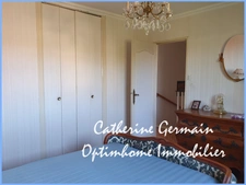 A vendre, Carcassonne - Lumineuse maison familiale avec jardin, terrasses et véranda.