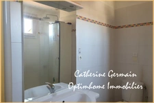 A vendre, Carcassonne - Lumineuse maison familiale avec jardin, terrasses et véranda.