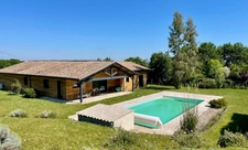 Maison bois design avec piscine, aucun travaux, à 5 min de Monflanquin (47150) – coup de cœur assuré.