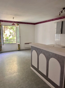 Maison à vendre avec 2 appartements