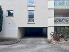 Appartement lumineux de 90 m² avec terrasse et parking sécurisé – Centre-ville de Villeneuve-sur-Lot (47)