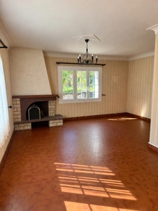 Charmante maison de plain-pied de 187 m² avec jardin arboré – Ladignac, Trentels (47)