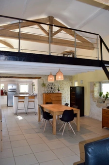 Charmante maison en pierre rénovée – – Terrain 4 000 m² – Entre Agen et Villeneuve