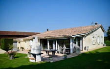 Ancien corps de ferme à vendre à Lougratte – 2 logements – dépendances – 1 hectare