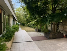 Le charme de l’ancien, de beaux volumes et un grand jardin SAINTE LIVRADE SUR LOT (47)