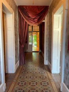 Le charme de l’ancien, de beaux volumes et un grand jardin SAINTE LIVRADE SUR LOT (47)