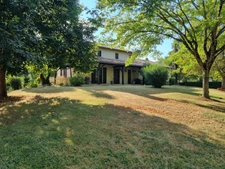 Lot-et-Garonne (47) –  Villa semi enterrée avec piscine 