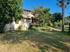 Lot-et-Garonne (47) –  Villa semi enterrée avec piscine 