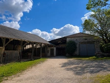 SAINT BEAUZEIL (82) Propriété de caractère sur plus de 4 hectares – Un lieu de vie à imaginer selon vos projets