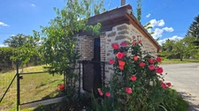 MAISON EN PIERRE RENOVEE 7P + JARDIN - ENVIRONNEMENT CAMPAGNE - PROCHE MONTS DE BLOND