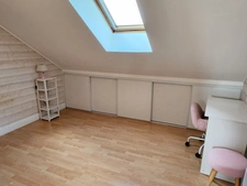 LOCATION MAISON MEUBLEE - GARAGE - TERRASSE - PROCHE TOUTES COMMODITES