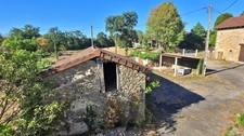 MAISON 6P + JARDIN + GRANGE + DEPENDANCES - CALME ET CAMPAGNE - ORADOUR SUR GLANE (87)