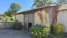PAVILLON 5 P + GRANGE + PISCINE + RUISSEAU - CHARME CAMPAGNE