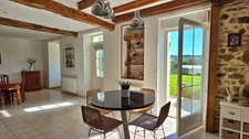 Maison en Pierre avec Grange Atelier Piscine et Jardin - Calme et vue imprenable 