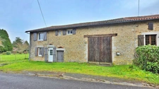 MAISON EN PIERRE AVEC GRANGE ET JARDIN - CALME ET CAMPAGNE