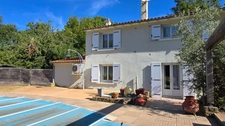 Charmant Pavillon 6P + Garages + Piscine - Environnement verdoyant
